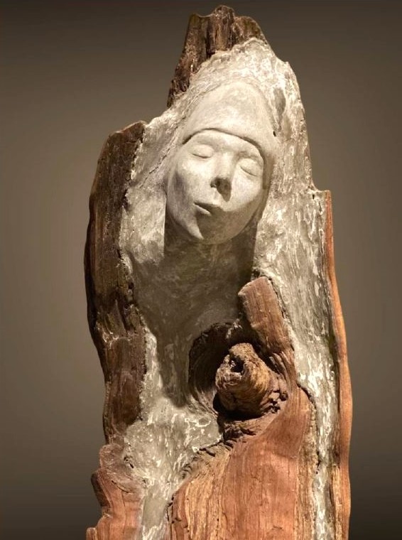Une image contenant sculpture, statue, Artefact, art
Description générée automatiquement